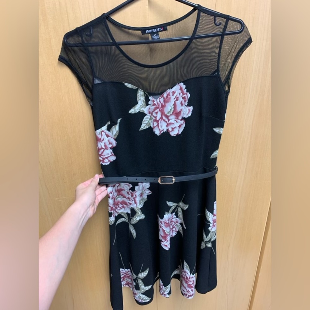 🍀4 for $25🍀 Little black flowery dress